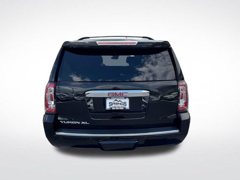 Used 2016 GMC Yukon XL Denali w/ Open Road Package AWD/4WD image 4