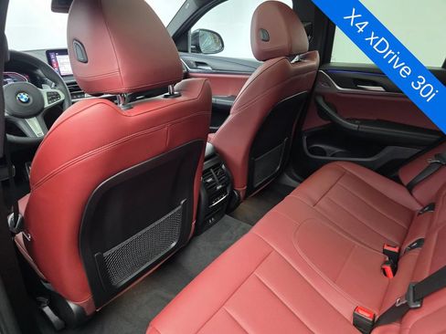 Used 2024 BMW X4 xDrive30i w/ M Sport Package AWD/4WD image 15