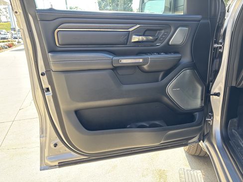 Used 2021 RAM 1500 Limited AWD/4WD image 13