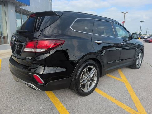 Used 2018 Hyundai Santa Fe AWD image 7
