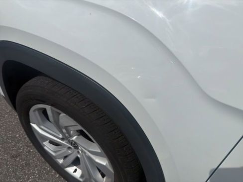 Used 2023 Volkswagen Atlas SE image 15