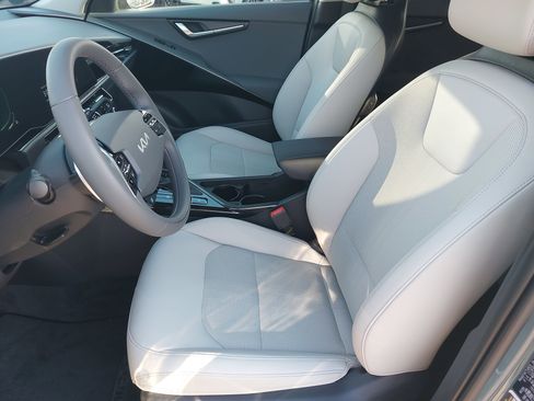 New 2026 Kia Niro EX image 15
