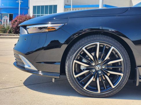 New 2026 Honda Accord Touring image 5