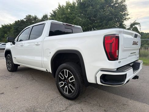 Used 2021 GMC Sierra 1500 AT4 w/ AT4 Value Package AWD/4WD image 4