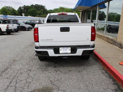 Used 2022 Chevrolet Colorado LT w/ Fleet Safety Package RWD image 4