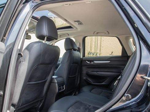 Used 2018 MAZDA CX-5 Touring w/ Preferred Equipment Package AWD/4WD image 18
