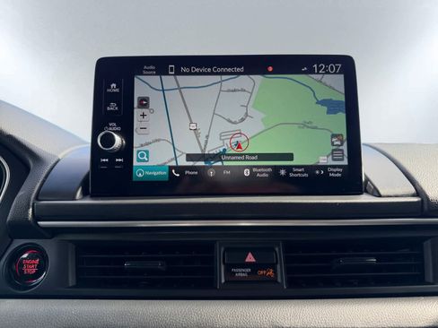 Used 2023 Honda Pilot Touring image 14