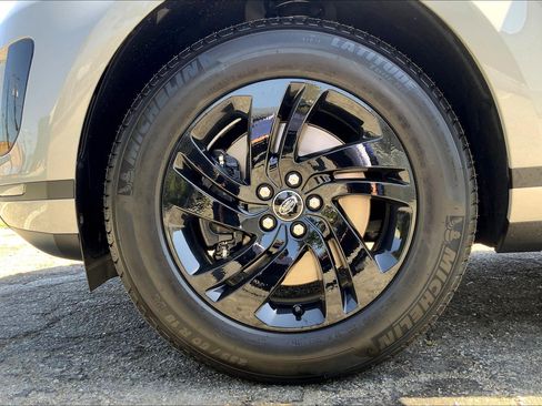 New 2026 Land Rover Range Rover Evoque S image 17