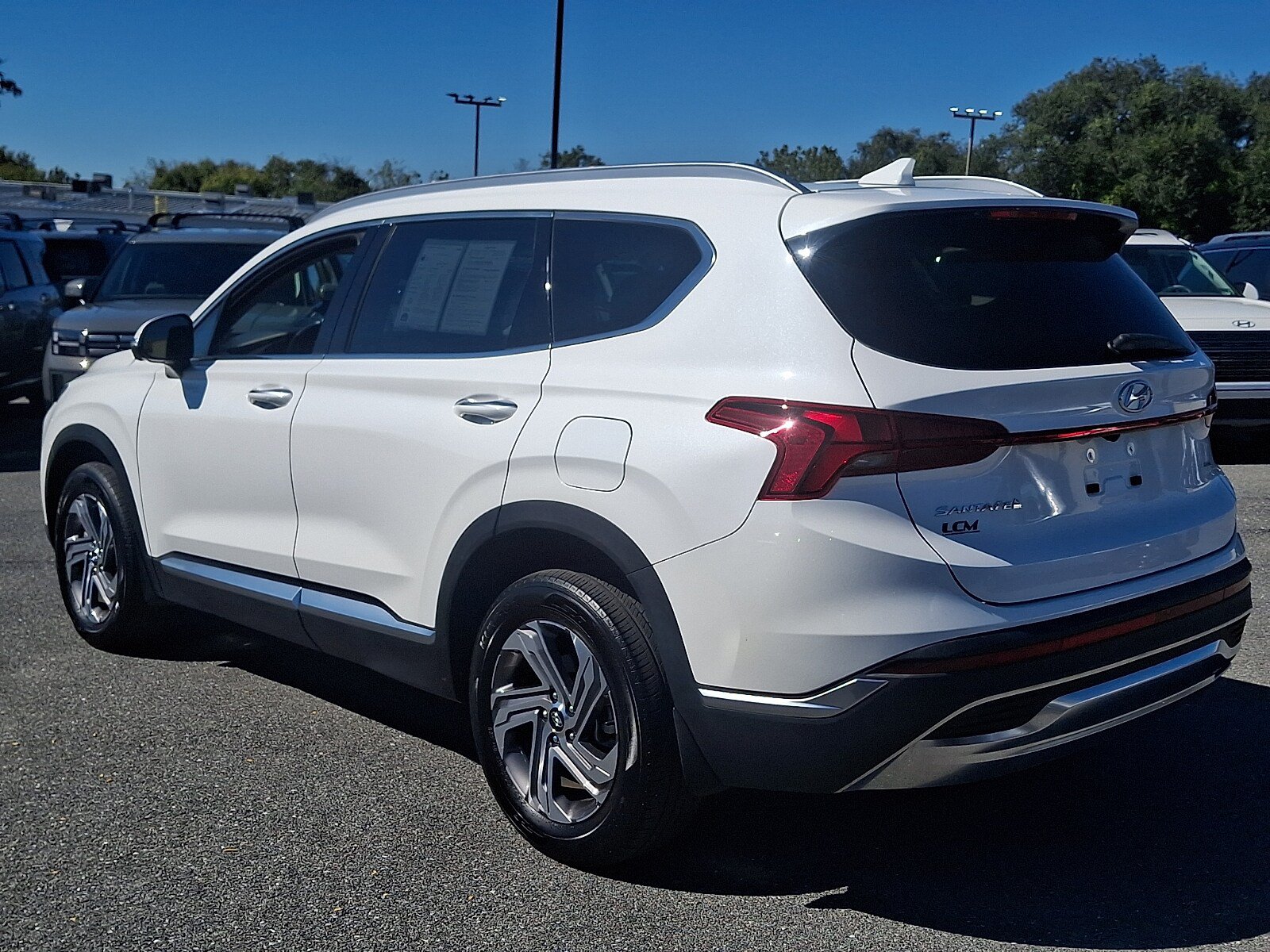 Certified 2023 Hyundai Santa Fe SEL w/ Premium Package AWD/4WD image 7