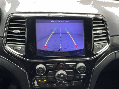Used 2019 Jeep Grand Cherokee Limited RWD image 45