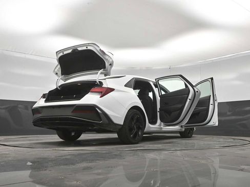New 2026 Hyundai Elantra SEL Sport FWD image 51