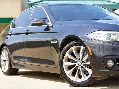 Used 2016 BMW 528i xDrive Sedan AWD/4WD image 10