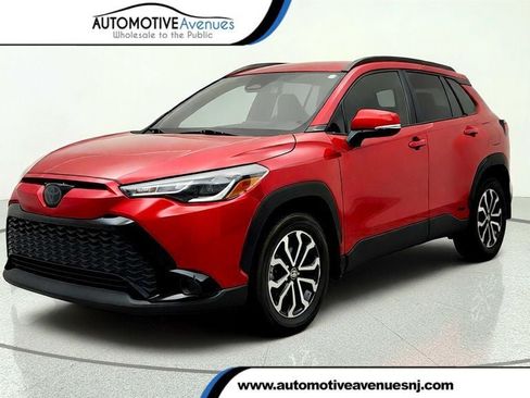 Used 2024 Toyota Corolla Cross AWD Hybrid image 1