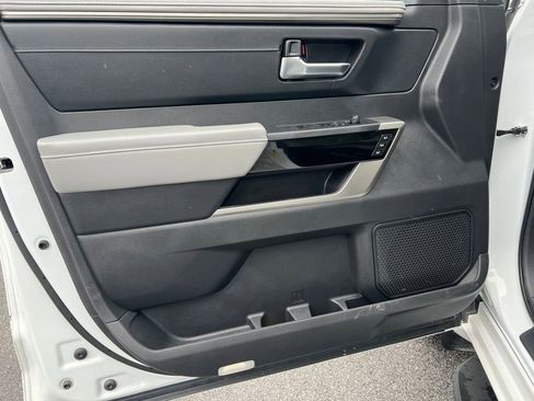 Used 2024 Toyota Sequoia Limited image 25