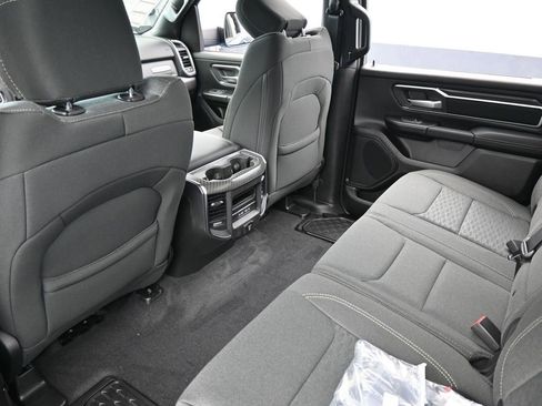 New 2026 RAM 1500 4x4 Crew Cab image 30