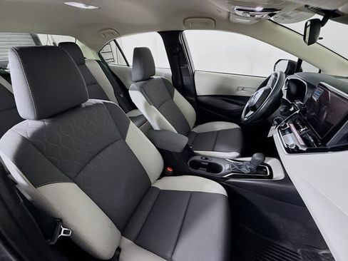 Used 2026 Toyota Corolla LE FWD image 23