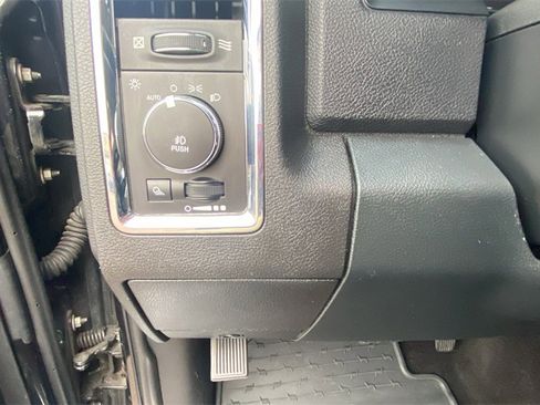 Used 2016 RAM 2500 Longhorn w/ Convenience Group image 30