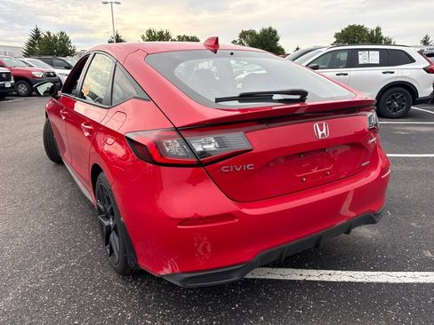 Used 2025 Honda Civic Sport image 9