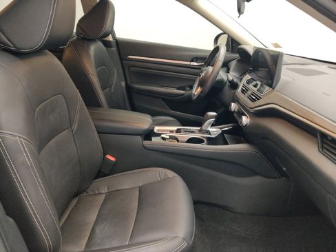 Used 2023 Nissan Altima 2.5 SL FWD image 21