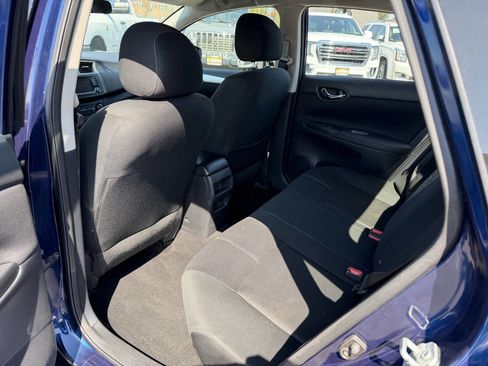 Used 2018 Nissan Sentra S image 6