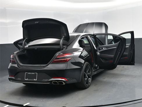 Used 2023 Genesis G70 2.0T w/ Sport Prestige Package image 19