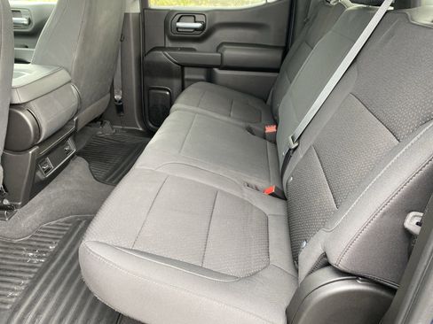 Used 2021 Chevrolet Silverado 1500 Custom image 21