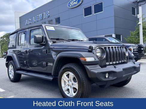 Used 2018 Jeep Wrangler Unlimited Sport S AWD/4WD image 2