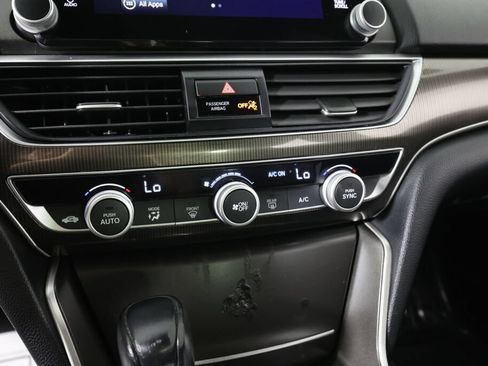 Used 2019 Honda Accord Sport image 35