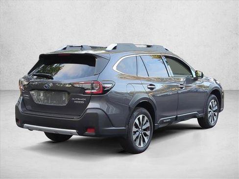 Used 2025 Subaru Outback Touring w/ Popular Package #2 AWD/4WD image 5