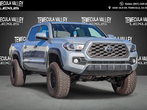 Used 2021 Toyota Tacoma TRD Off-Road w/ Technology Package AWD/4WD image 1