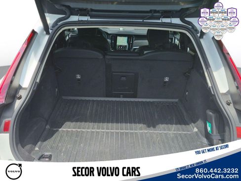 Used 2023 Volvo XC90 B6 Ultimate w/ Protection Package Premier AWD/4WD image 7