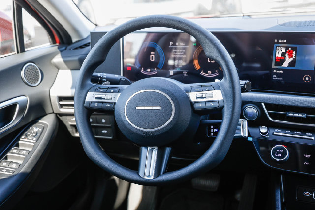 New 2026 Hyundai Sonata Blue FWD image 16