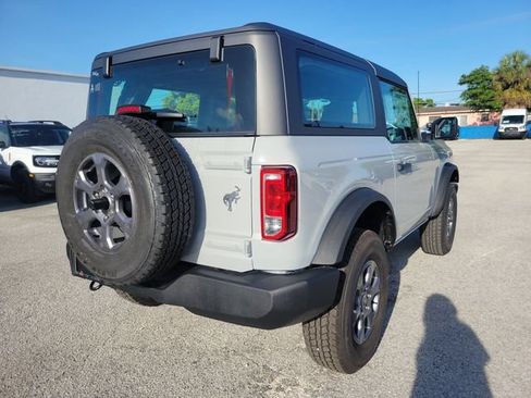 New 2026 Ford Bronco 2-Door AWD/4WD image 2