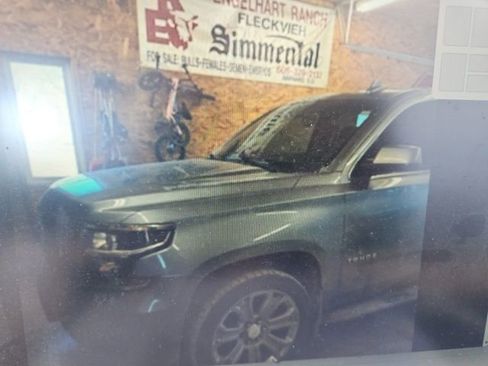 Used 2018 Chevrolet Tahoe LT image 2