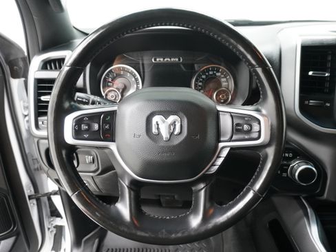 Used 2022 RAM 1500 Big Horn w/ Night Edition AWD/4WD image 17