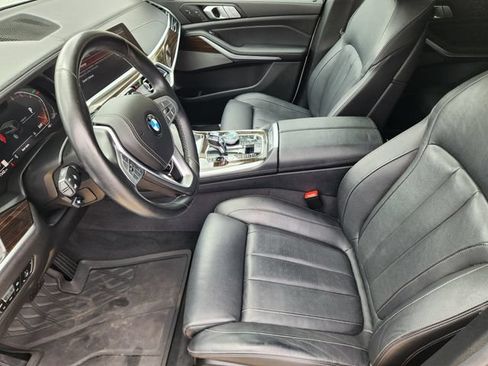 Used 2019 BMW X7 xDrive50i w/ Premium Package AWD/4WD image 5