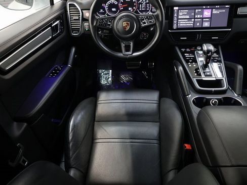 Used 2020 Porsche Cayenne Turbo image 86