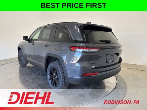 New 2026 Jeep Grand Cherokee Altitude AWD/4WD image 5