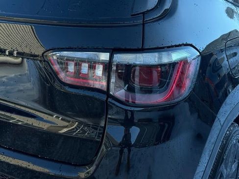 New 2026 Jeep Compass Limited image 9