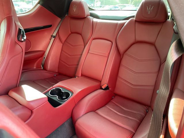 Used 2016 Maserati GranTurismo Sport RWD image 34