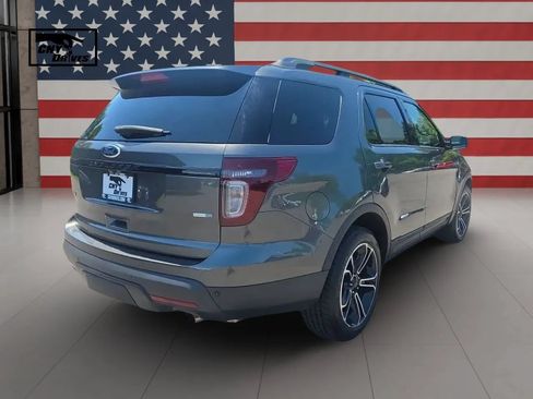 Used 2015 Ford Explorer Sport w/ Equipment Group 401A AWD/4WD image 5