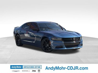 Used 2020 Dodge Charger SXT w/ Blacktop Package