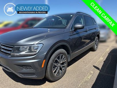 Used 2020 Volkswagen Tiguan SE w/ Panoramic Sunroof Package