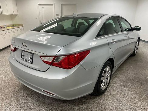 Used 2012 Hyundai Sonata GLS image 5