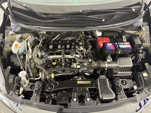 Used 2020 Nissan Versa SV image 24