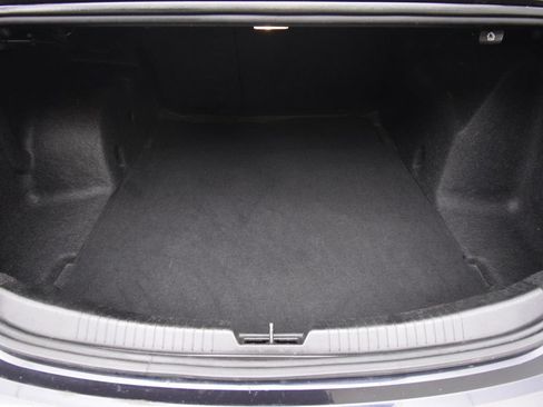 Used 2023 Chevrolet Malibu LT FWD image 27