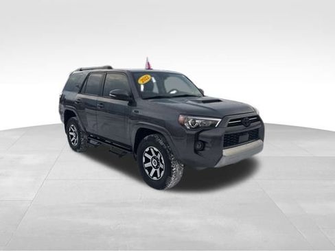 Certified 2022 Toyota 4Runner TRD Off-Road Premium image 7