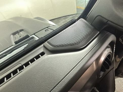 Used 2023 Jeep Wrangler Unlimited w/ Cold Weather Group AWD/4WD image 30