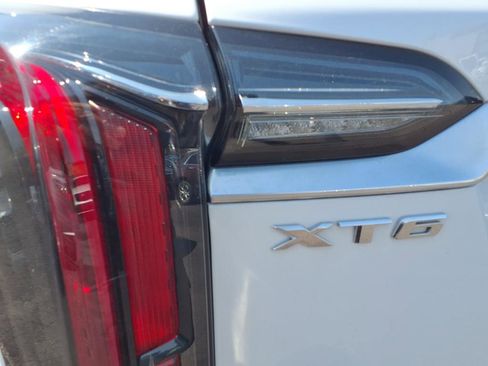 Certified 2022 Cadillac XT6 Sport w/ Technology Package image 11
