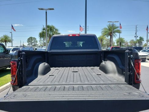 New 2026 RAM 2500 Big Horn AWD/4WD image 24